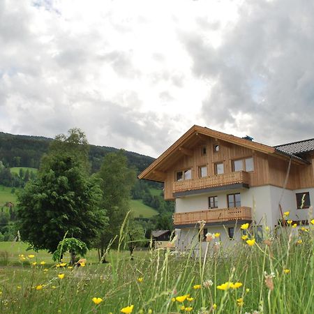 Hinkerhof Guest House Schladming Exterior photo